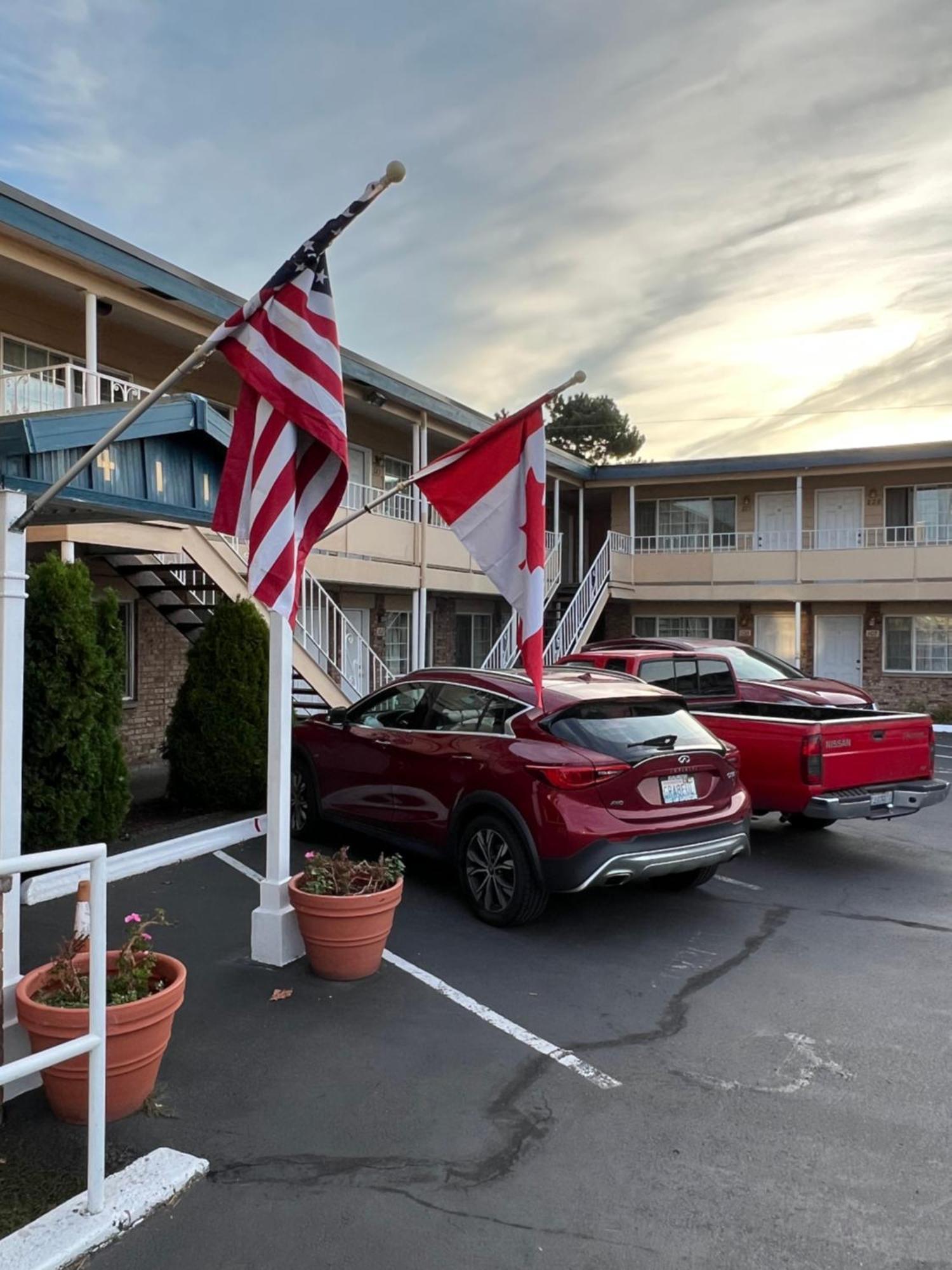Marco Polo Motel Seattle Exterior photo